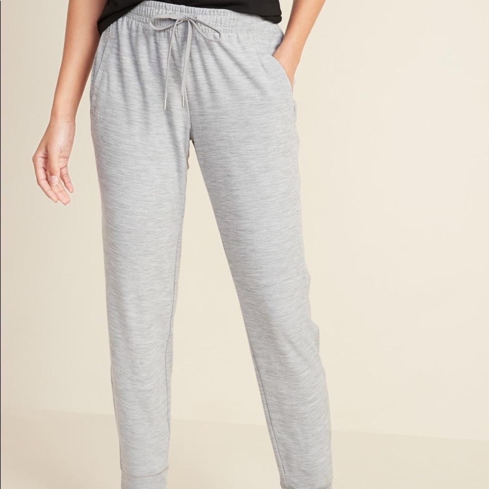 Old Navy Mid-Rise Jogger Pants for Women
